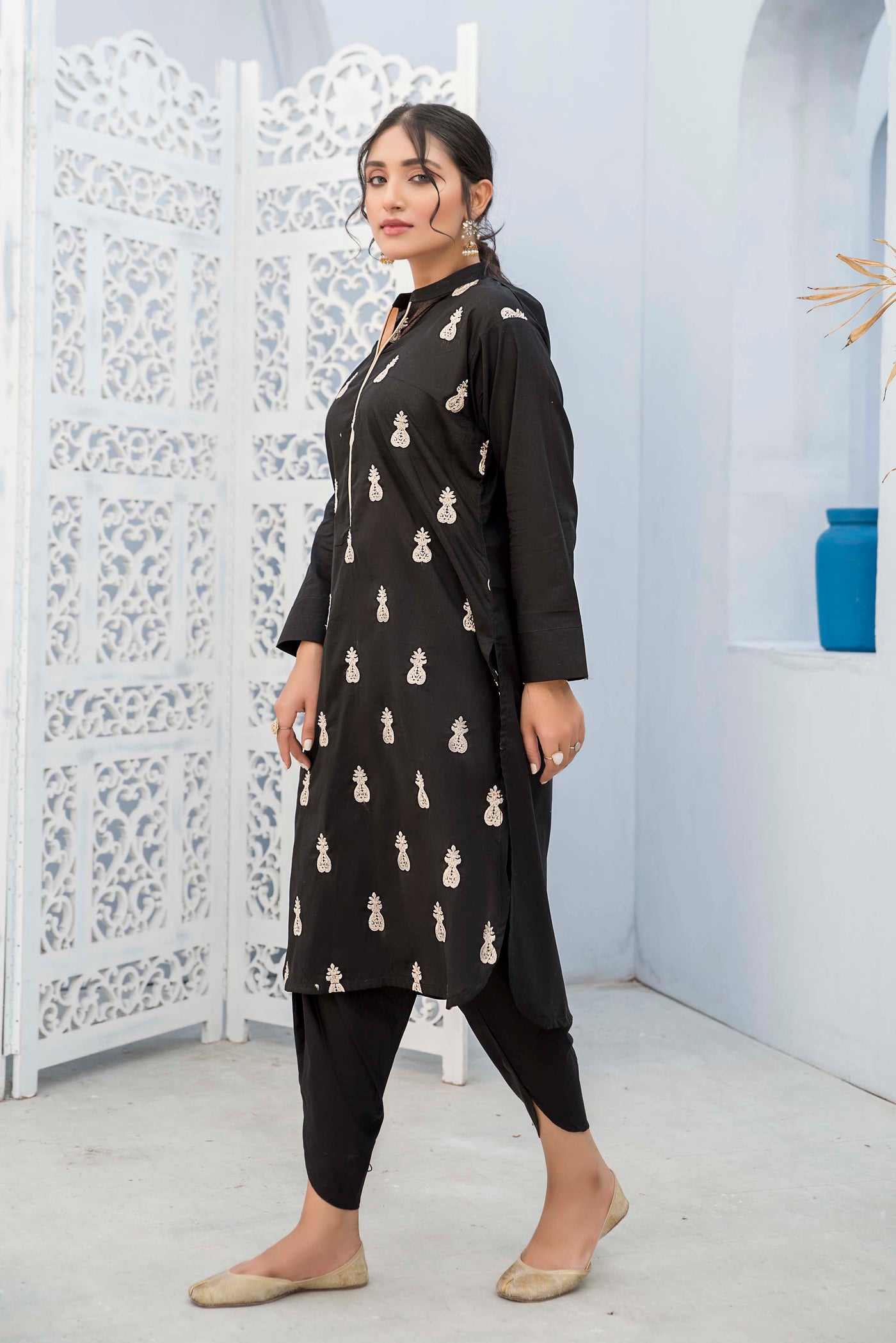 Blackjoo - Premium  from Naayas Official - Just Rs.3250! Shop now at Naayas Official